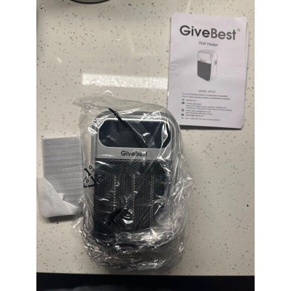 800W Wall Outlet Space Heater with Remote - Picture 4 of 4